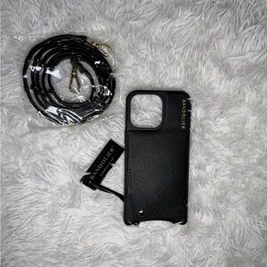 NWT Bandolier Sarah Pebble Crossbody Phone Case iPhone 15 Pro Max Black/Gold